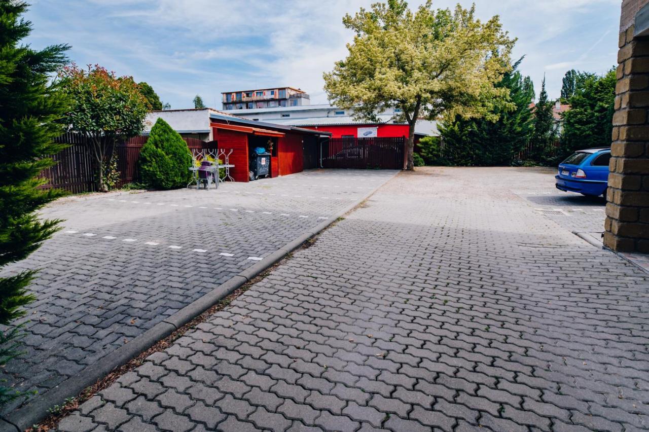 Point Pension Brno Dış mekan fotoğraf